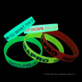 Pulsera de pulsera de silicona reflectante brillante fluorescente personalizada al por mayor